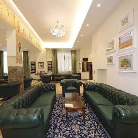 Hotel Moderno Siena Exterior photo