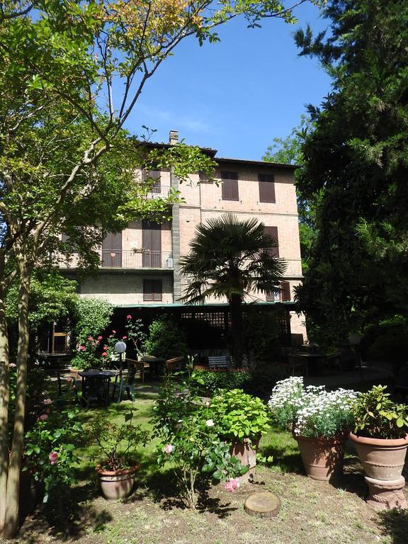 Hotel Moderno Siena Exterior photo