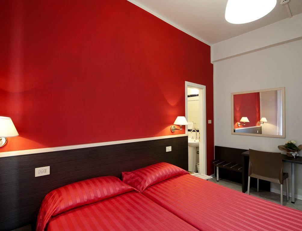Hotel Moderno Siena Exterior photo